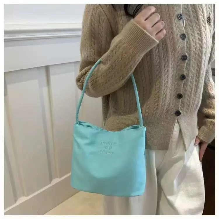 【李老师专属】绣花单肩包随机颜色随机发货