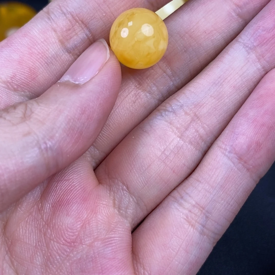 裸石琥珀未镶嵌胶皮皮色44