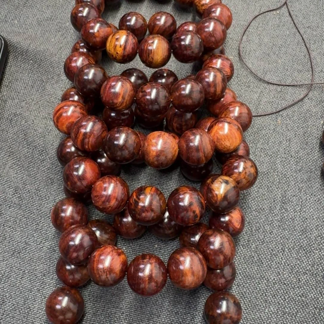 黄花梨/降香黄檀手串/手链49.9米1.8规格海黄手串