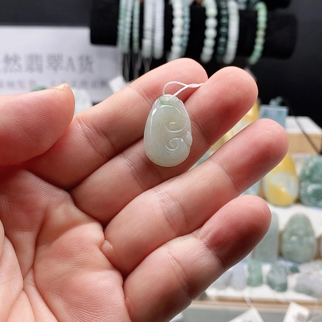 翡翠未镶嵌吊坠(不含链)91如意