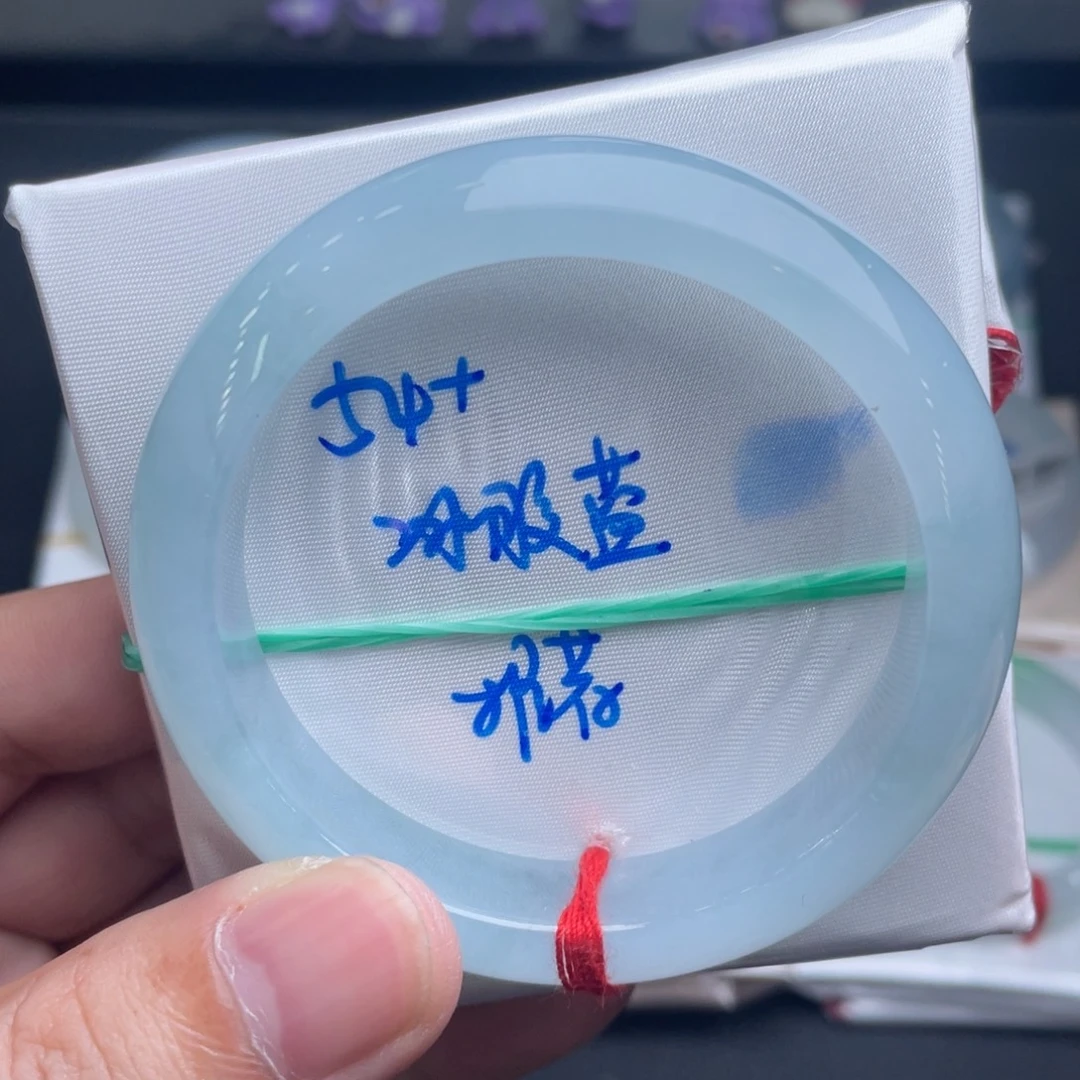 翡翠未镶嵌手镯翡翠手镯70