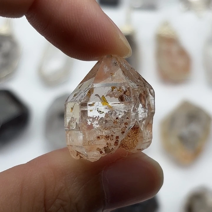 颈饰未镶嵌水晶巴基斯坦红泥闪灵钻25mm+