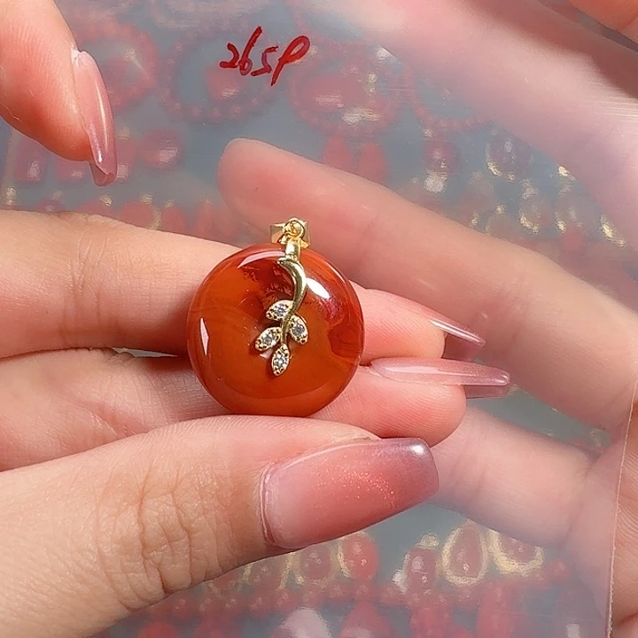 南红玛瑙银S925镶嵌吊坠