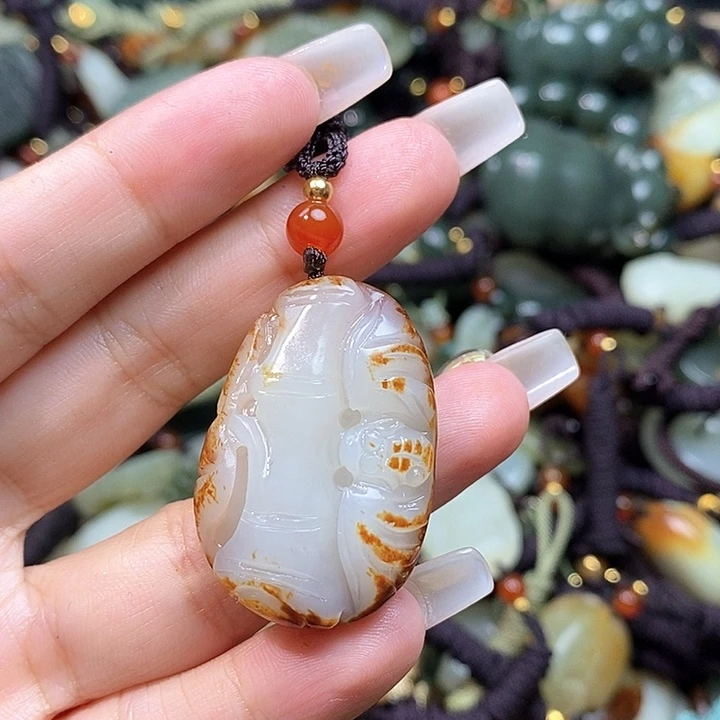 和田玉未镶嵌颈饰