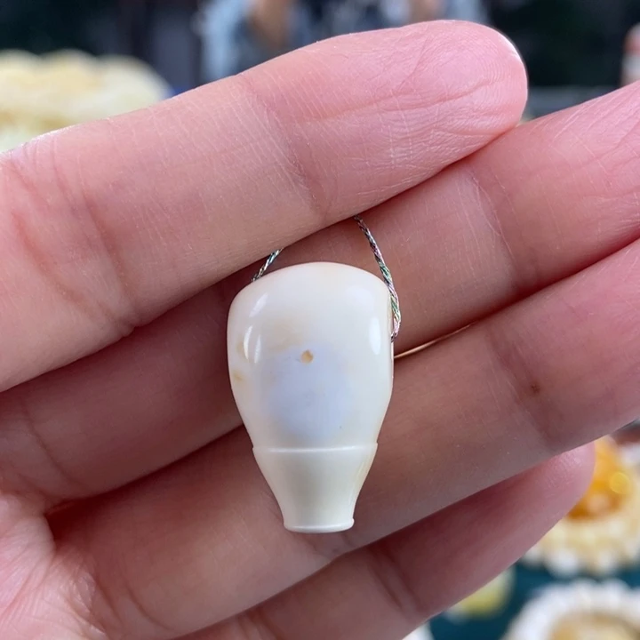 琥珀未镶嵌珠宝奇石13瓷白蜡三通1.83