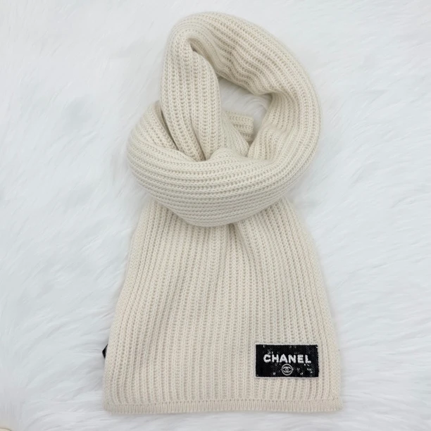 99新 Chanel/香奈儿 米白色针织羊绒围巾 公价1w bd434