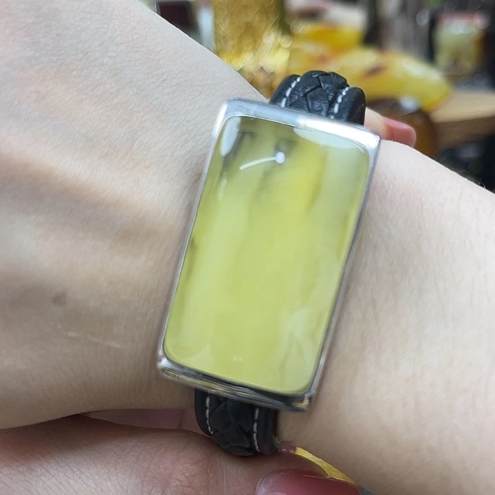 银S925镶嵌颈饰琥珀手镯