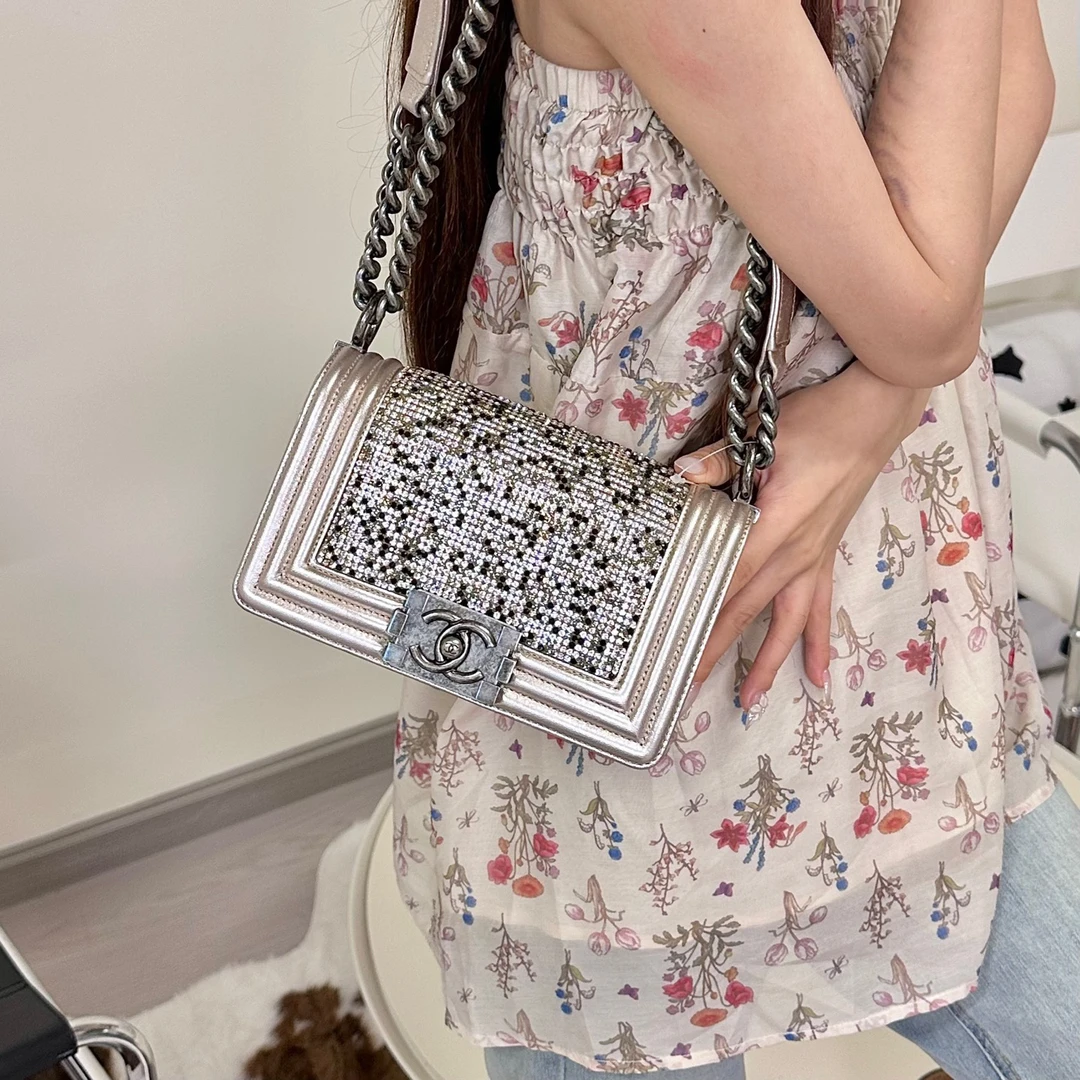 95新 Chanel/香奈儿 chanel 香槟金小号leboy斜挎包K