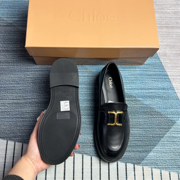 未使用 Chloe/蔻依 蔻依黑色乐福鞋三六半码