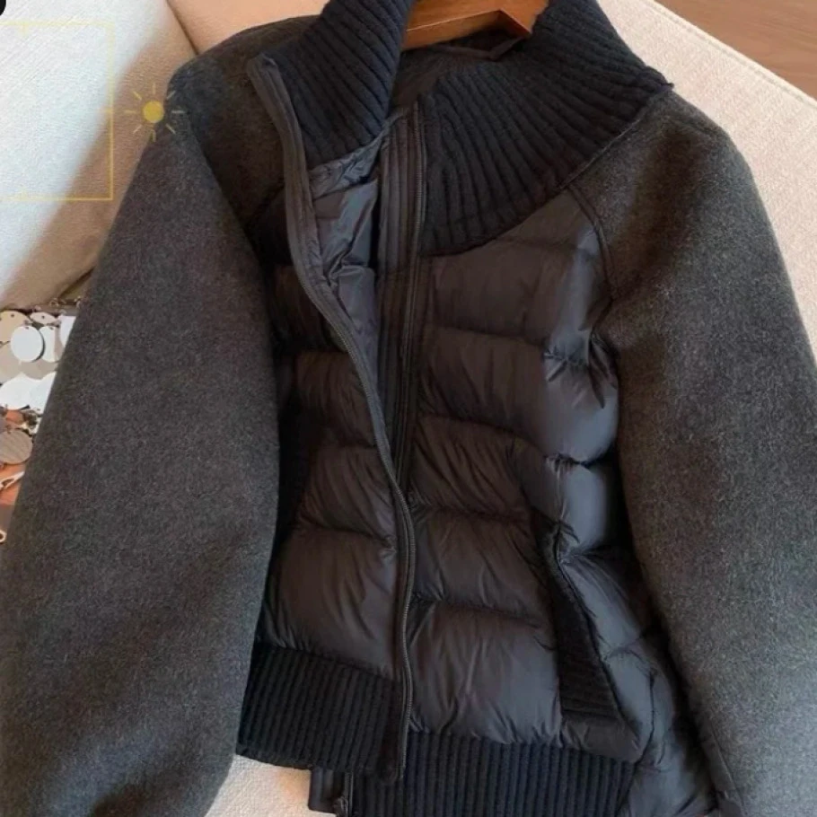 2025冬季韩版时尚针织立领黑色棉服加厚外套女显瘦宽松保暖棉衣