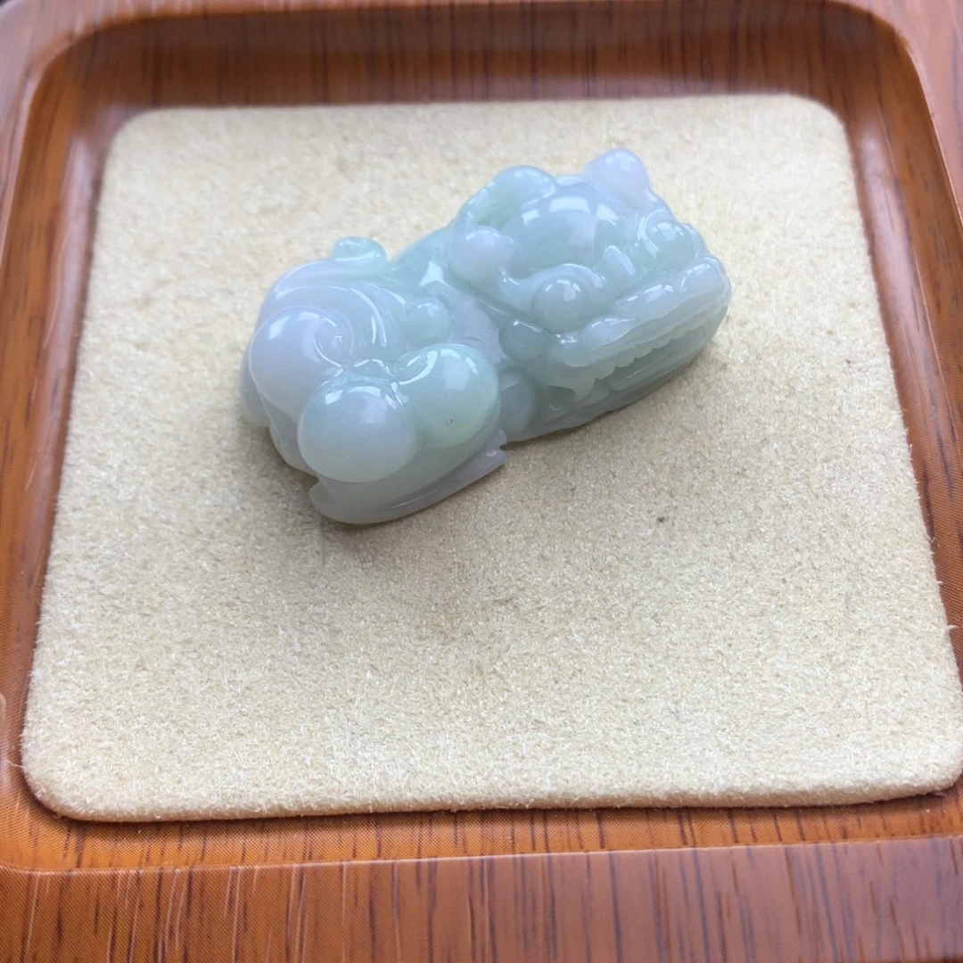 翡翠未镶嵌颈饰41