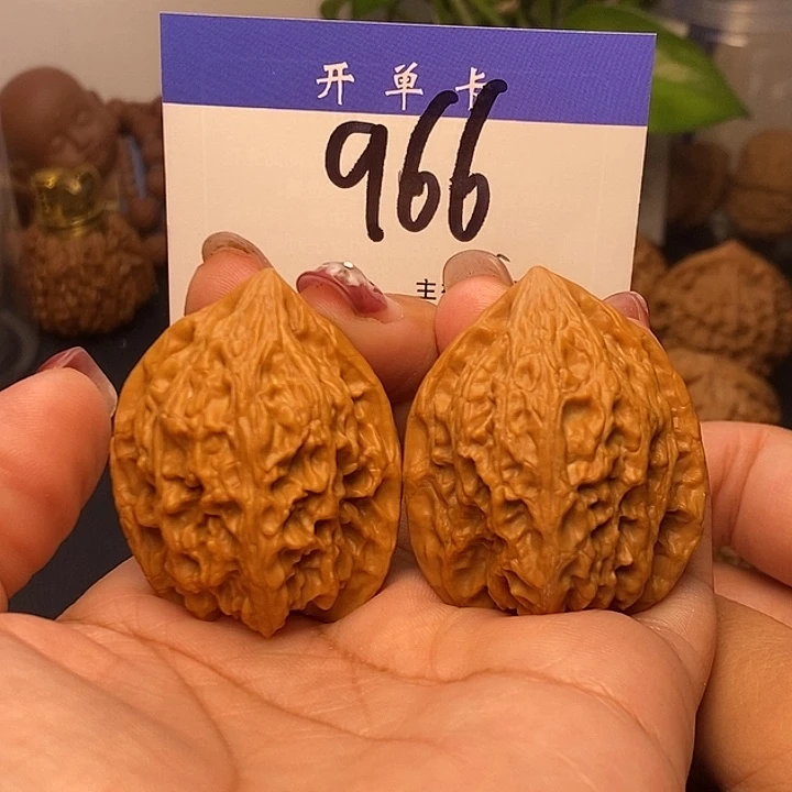 吊坠桃核鸡心36无刀痕s