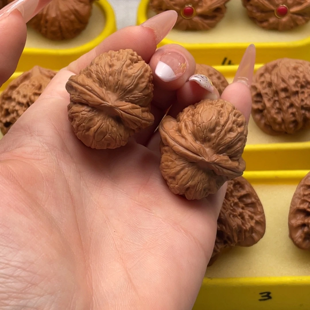 文玩核桃吊坠北**飞35元宝