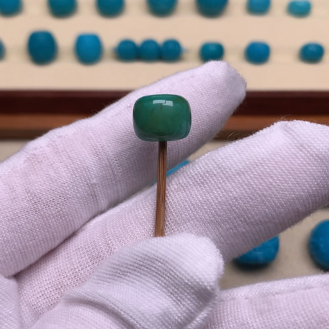 绿松石未镶嵌天然原矿绿松石老型10.4