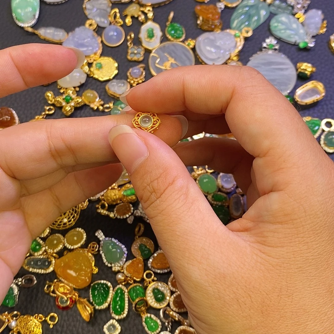 翡翠银S925镶嵌颈饰