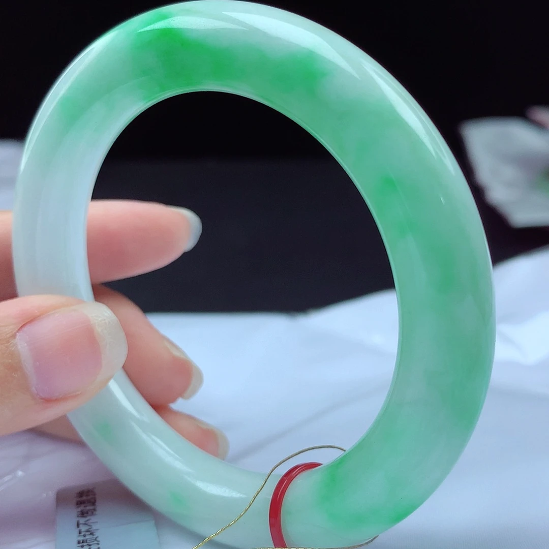 未镶嵌手镯翡翠113951，