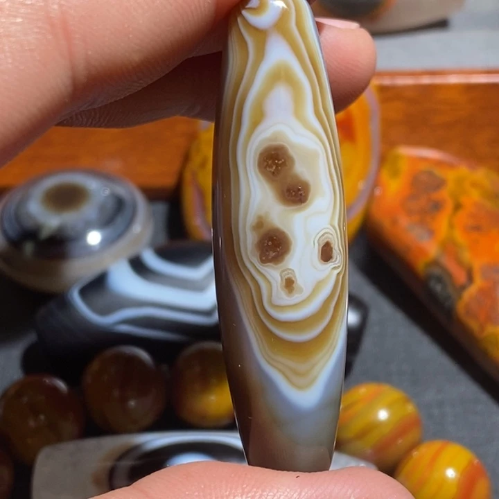 玛瑙/玉髓未镶嵌颈饰