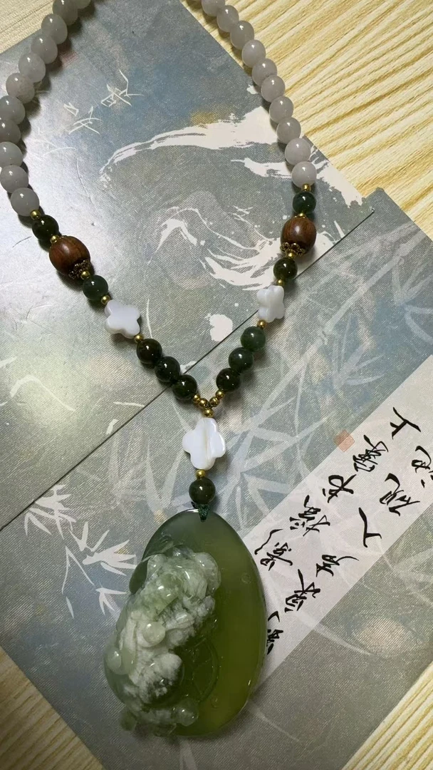 小瑜甄选【开年福利】手工雕吊坠D019