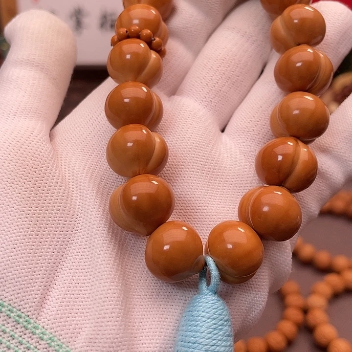 吊坠猴头核桃全品聚宝盆光面屁桃