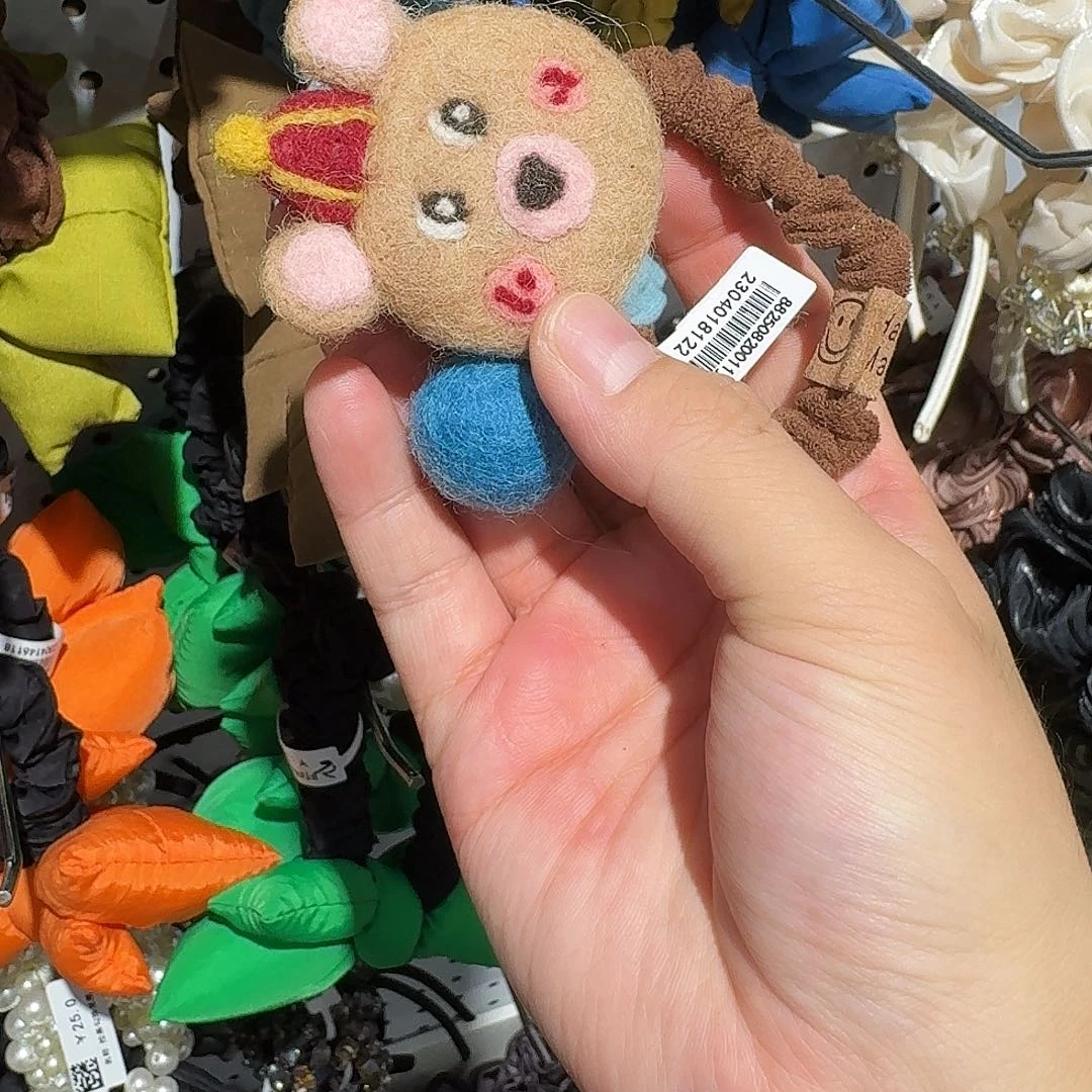 非金属无咖色小熊