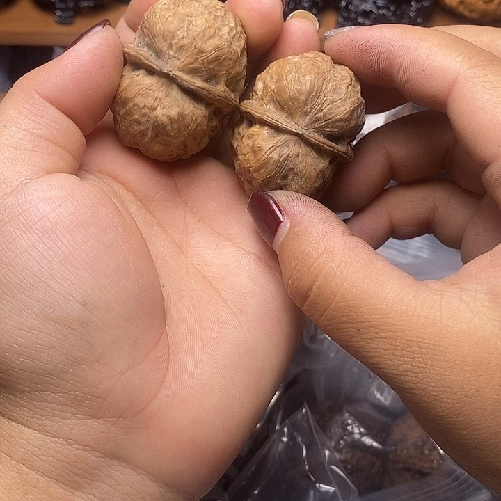 文玩核桃把件      63