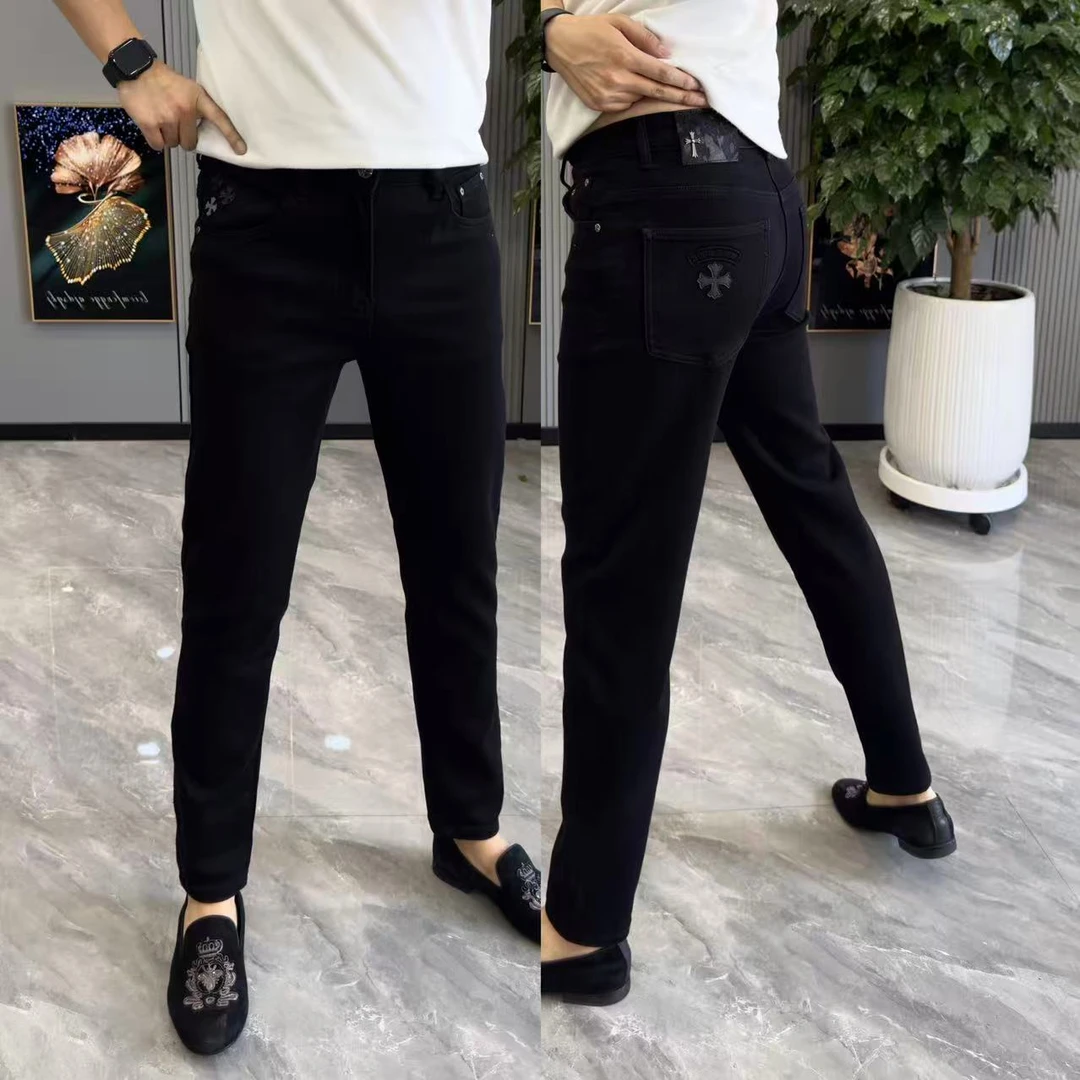 男士牛仔裤秋季黑色显瘦百搭修身小脚裤男弹力舒适简约潮流长裤男