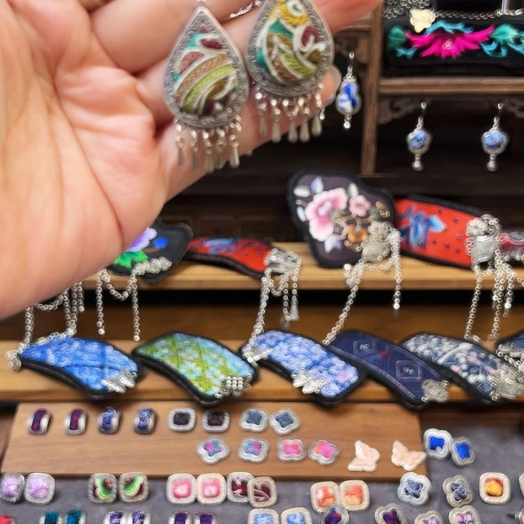 织绣手工刺绣工艺品