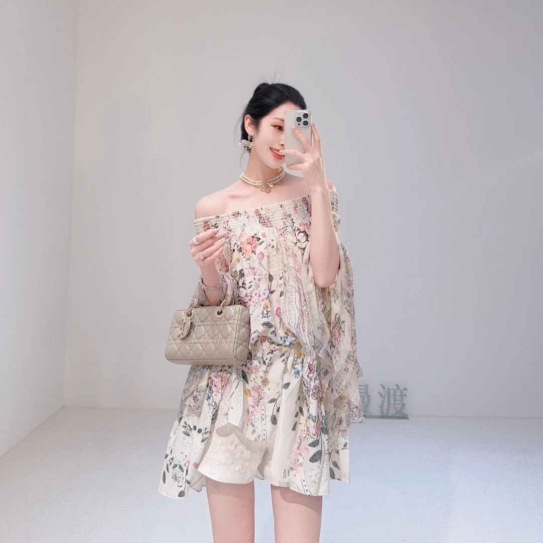 嫚渡2025年春夏新款印花水钻喇叭长袖宽松真丝上衣