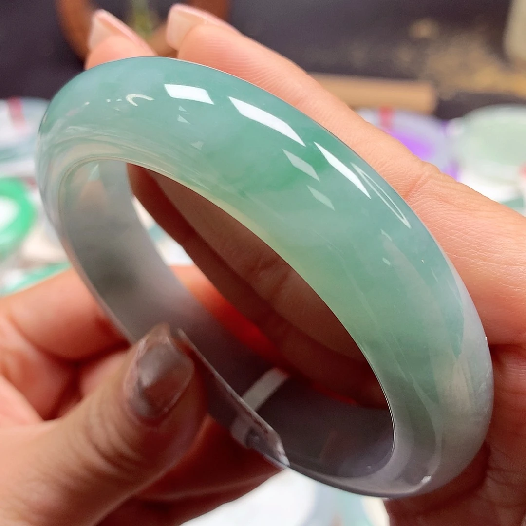 翡翠手镯未镶嵌57正50号88