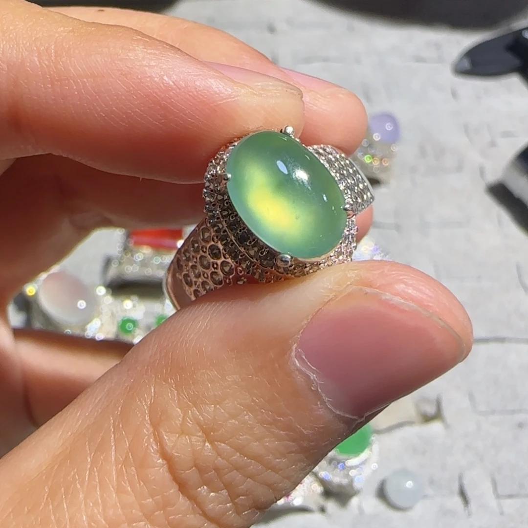 翡翠未镶嵌戒指翡翠