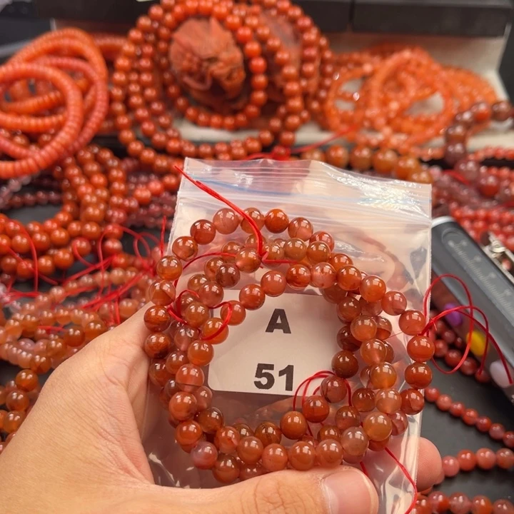 南红玛瑙未镶嵌多样性发货默认微瑕称重7mm