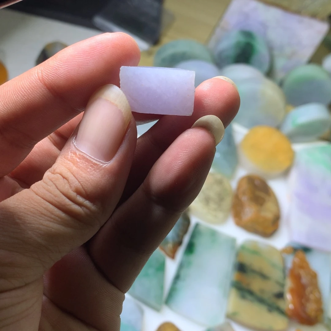 【闪购商品】未镶嵌定制翡翠天然翡翠原石吊坠