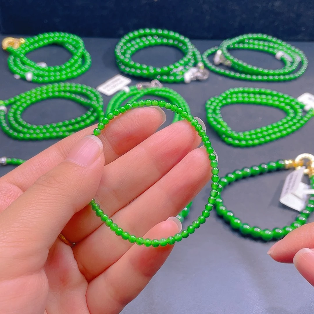 翡翠未镶嵌颈饰卡3