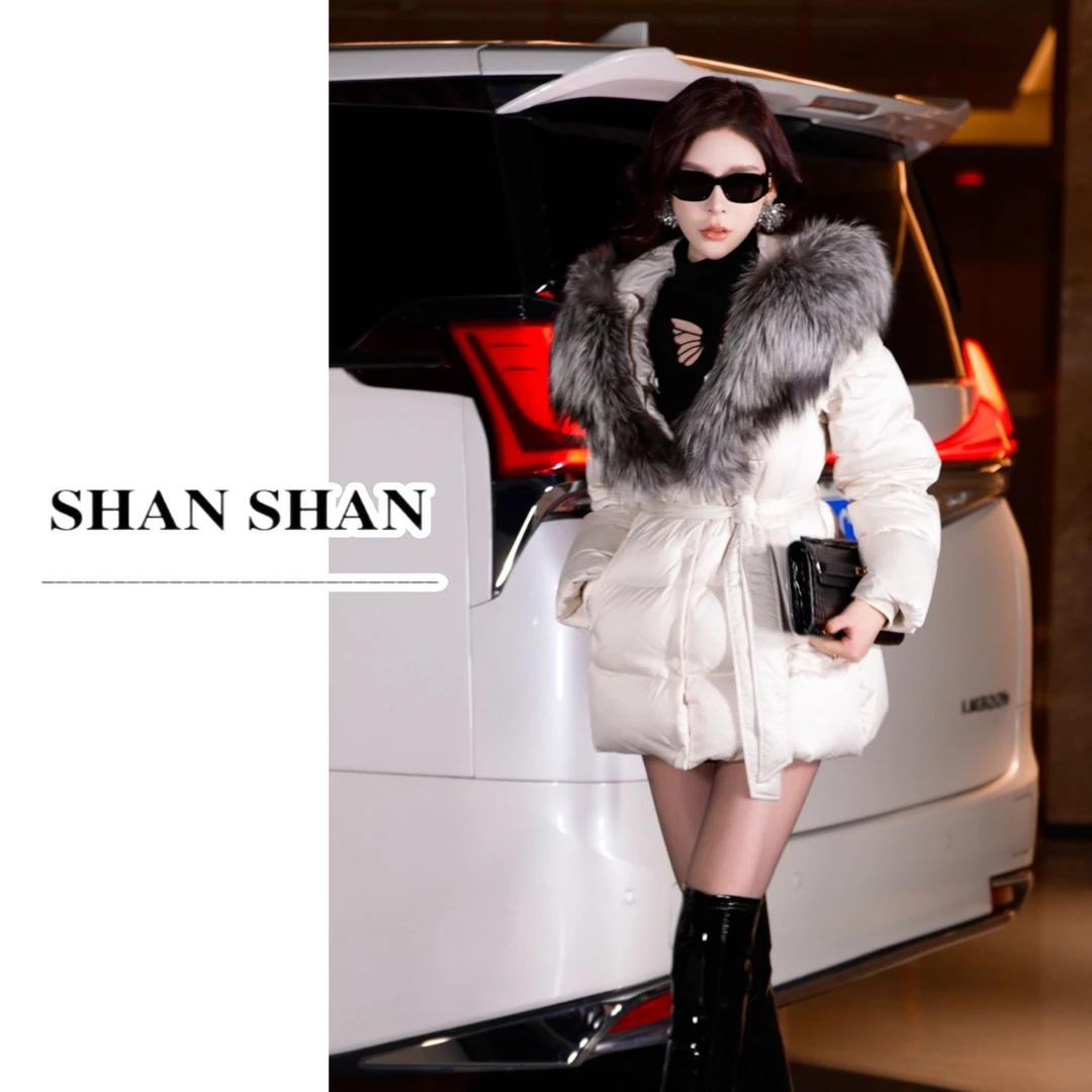 SS姗姗 冬季新品时尚大毛领保暖连帽鹅绒服羽绒服 51170502-3445