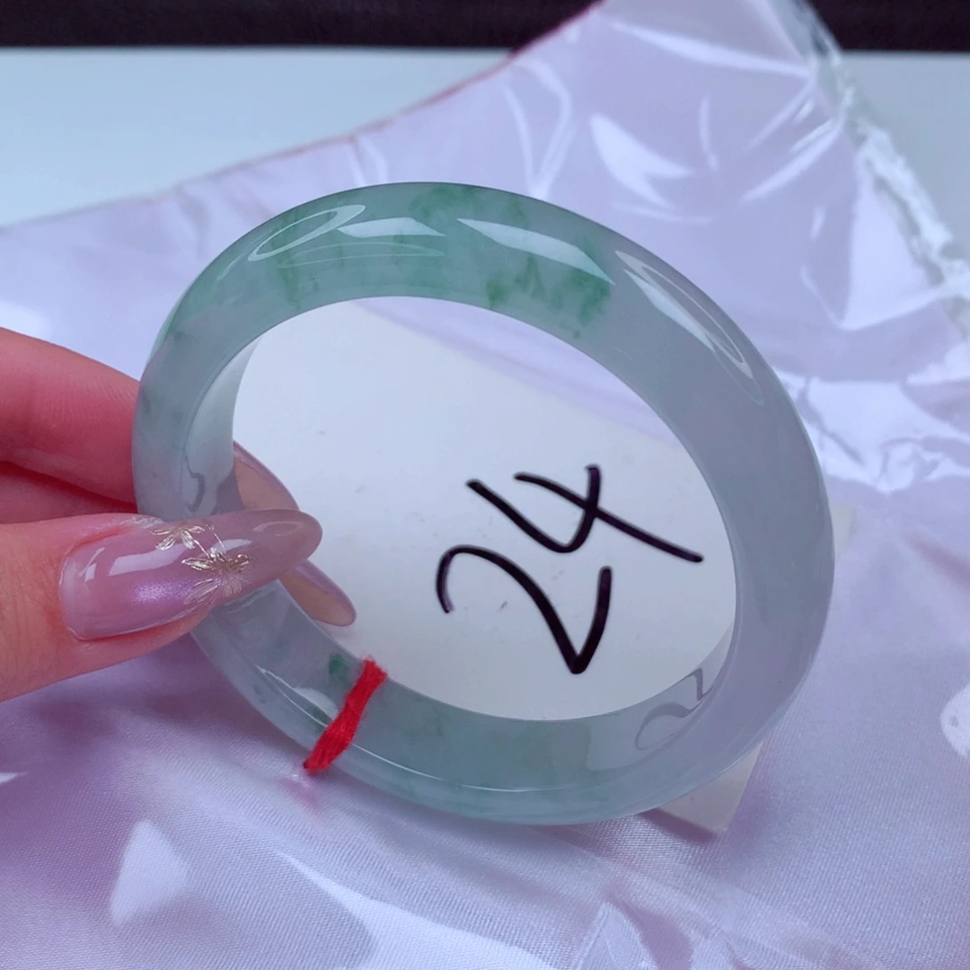 翡翠手镯未镶嵌翡翠55