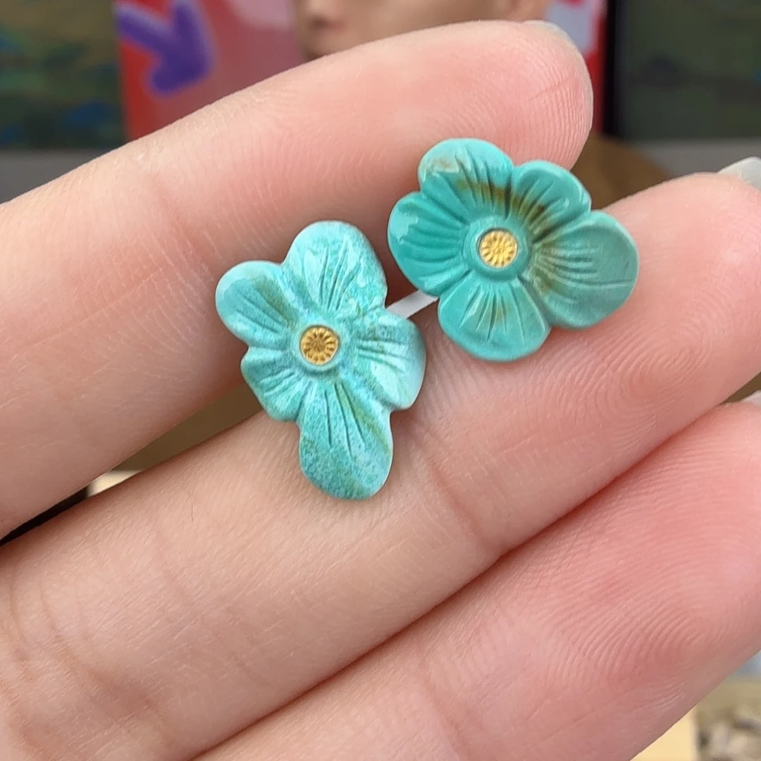 绿松石未镶嵌珠宝奇石