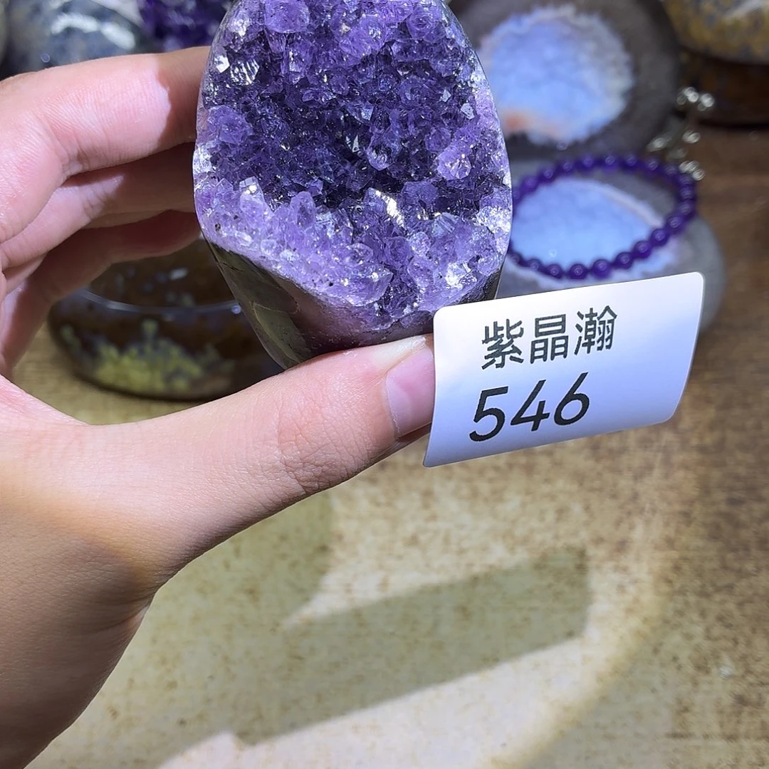 未镶嵌水晶大型摆件（非配饰）