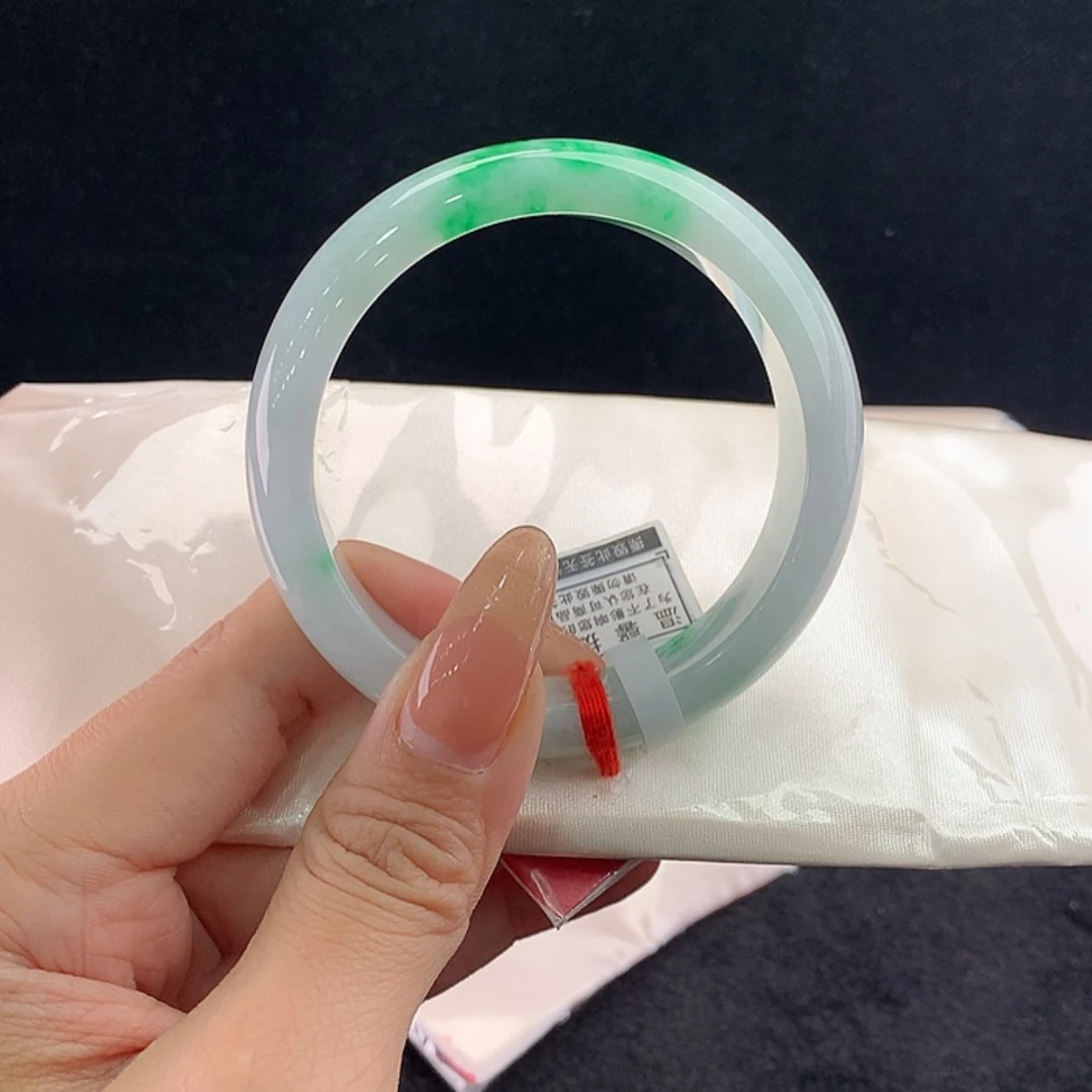 【闪购商品】未镶嵌手镯翡翠正55.7
