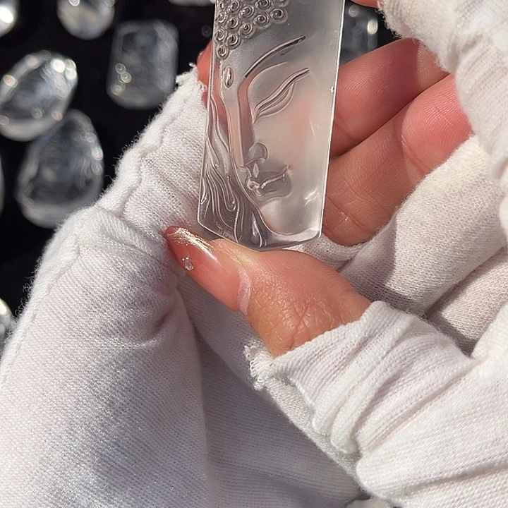 水晶手链未镶嵌心*?白水牌子