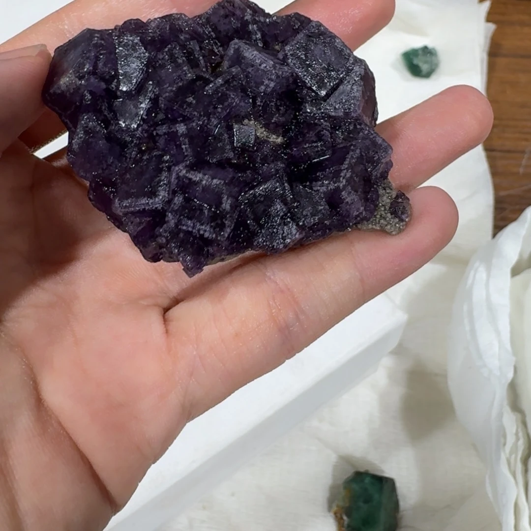 小***浪月下珠宝严选矿物