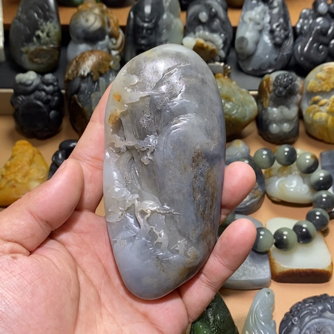 未镶嵌和田玉摆件