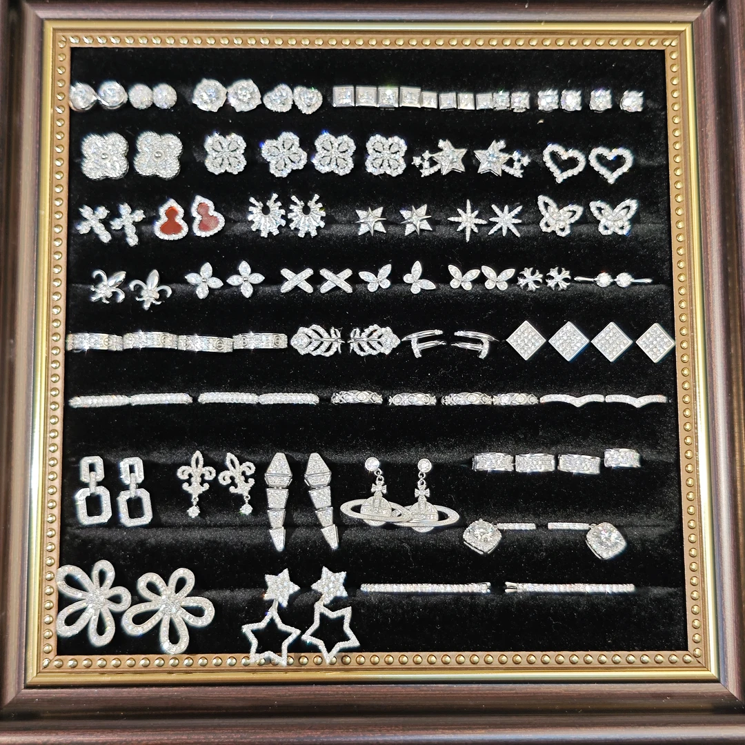 铂金莫桑耳饰（合）-