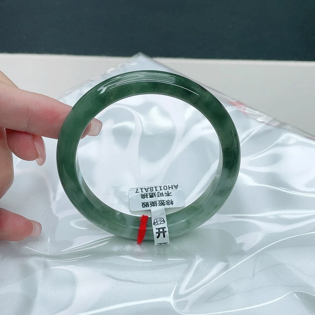 翡翠手镯未镶嵌正56.4