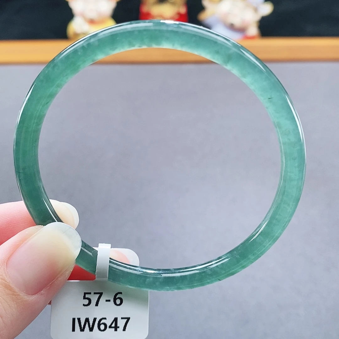 翡翠未镶嵌手镯08