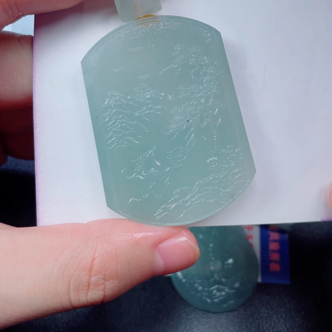 蘭***蘭定制翡翠未镶嵌山水牌6688