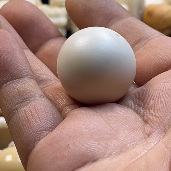 你***吗象牙果雕刻圆珠直径30左右