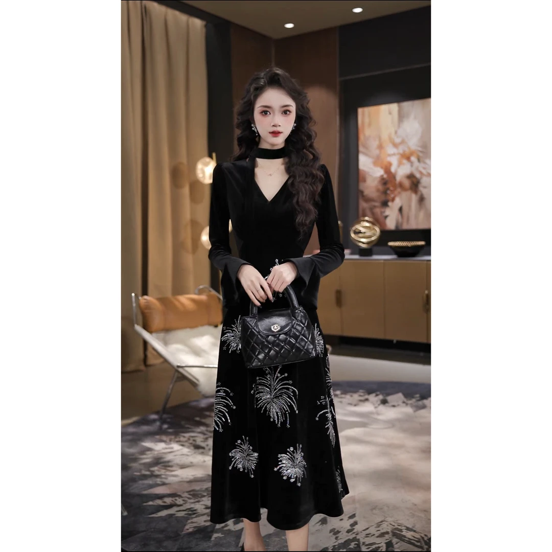WWR 佳佳-【盛夏烟火】原创设计时尚收腰显瘦黑色刺绣连衣裙-50605Q