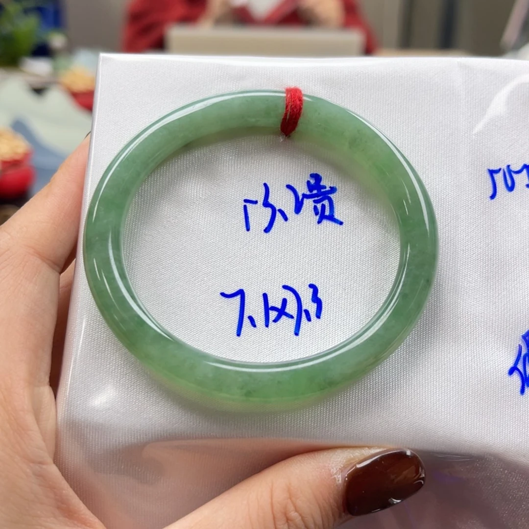 未镶嵌手镯翡翠翡翠