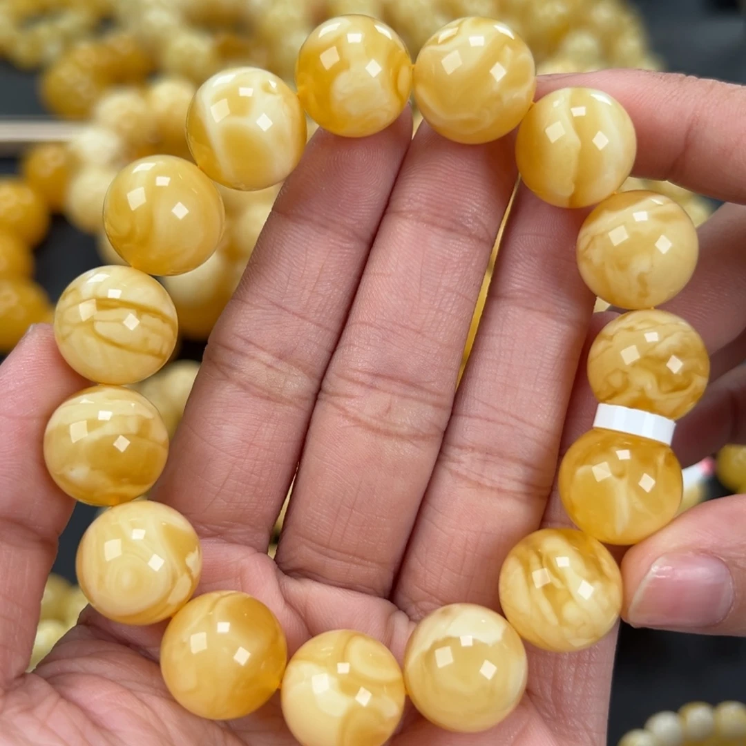 琥珀未镶嵌手链29.8克