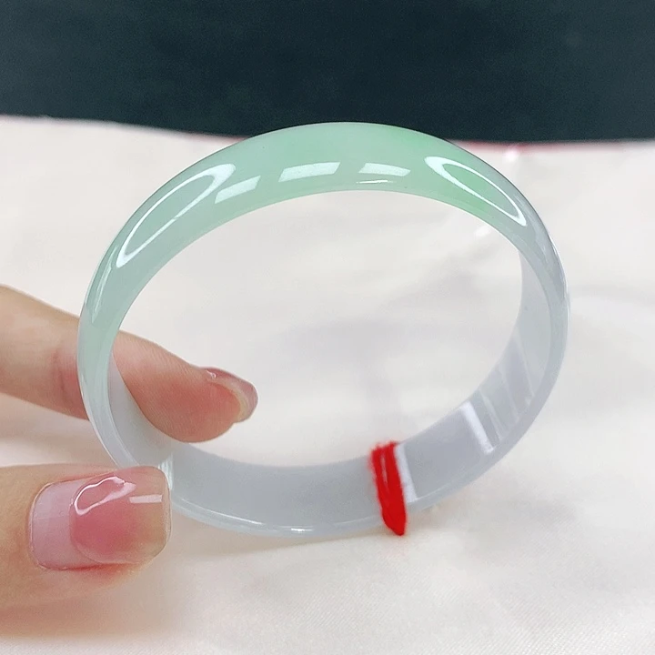 翡翠未镶嵌手镯圈53，12045